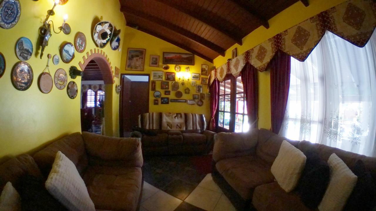 De Cuba Bed & Breakfast Noord Exterior photo